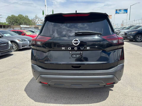 2021 Nissan Rogue S