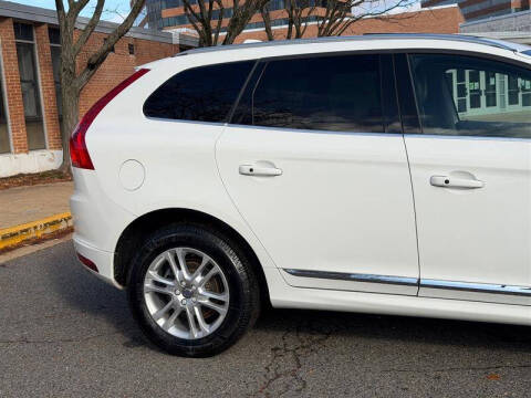 2016 Volvo XC60 T5 Drive-E Premier