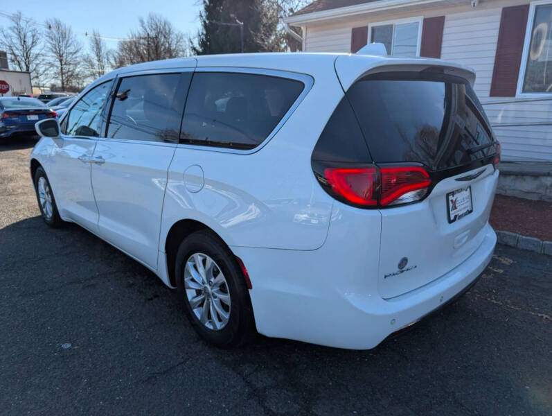 2018 Chrysler Pacifica Touring Plus
