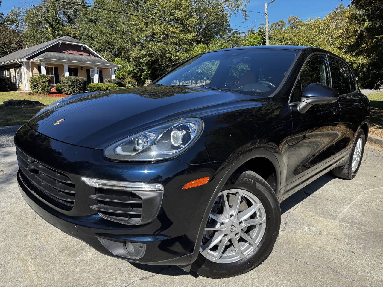 2016 Porsche Cayenne Base AWD 4dr SUV's photo