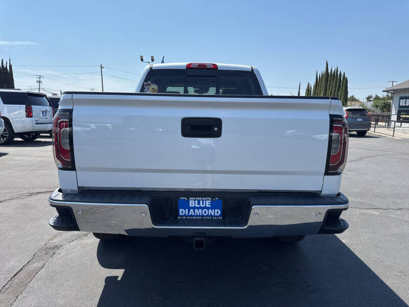 2017 GMC Sierra 1500 SLT