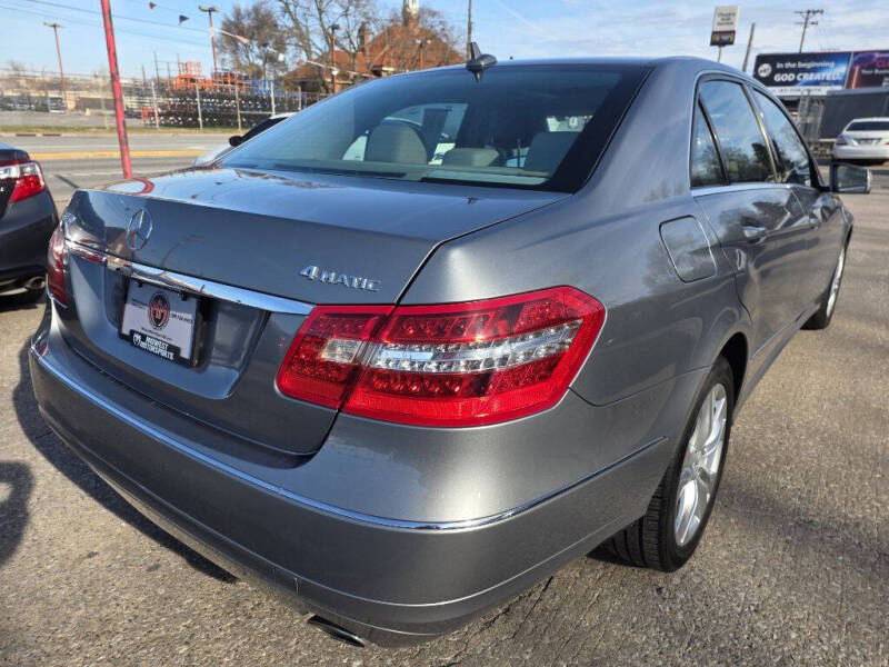 2011 Mercedes-Benz E-Class