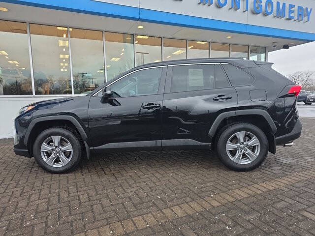 2022 Toyota RAV4 XLE