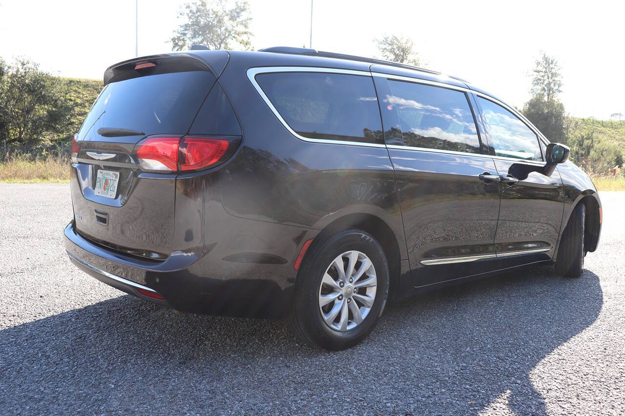 2017 Chrysler Pacifica for sale at Elite Auto Specialties LLC in Deland, FL