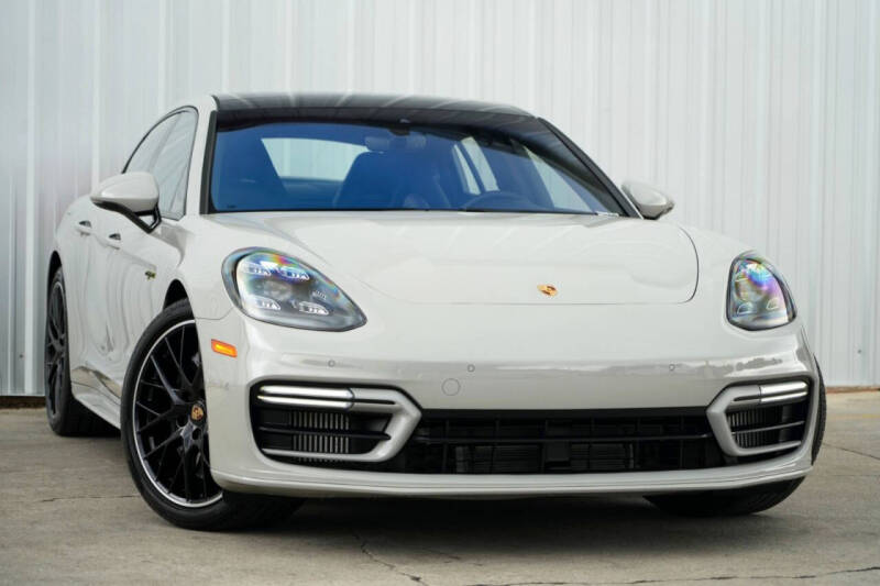 2022 Porsche Panamera 4S E-Hybrid