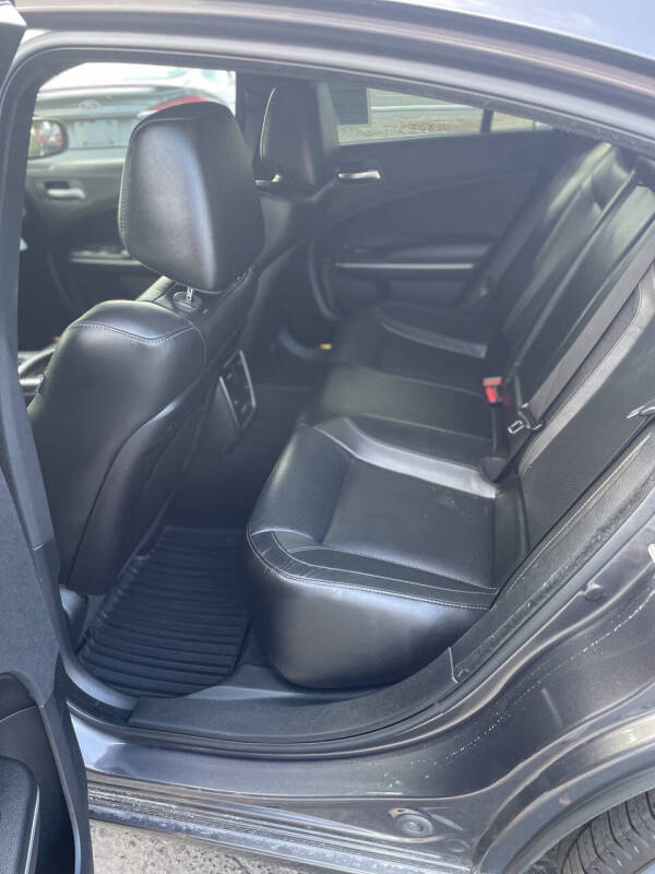 2019 Dodge Charger SXT