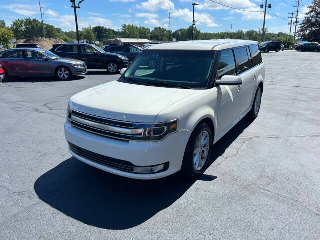 2014 Ford Flex for sale at Wyrick Auto Sales & Leasing Inc in Holland, MI