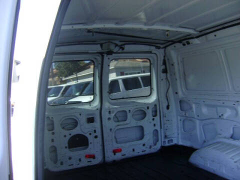 2010 Ford E-Series E-250