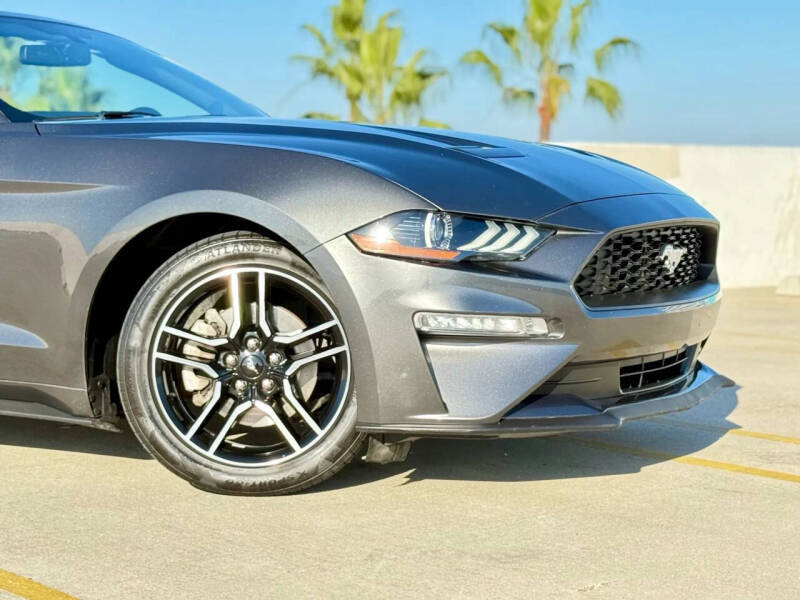 2020 Ford Mustang