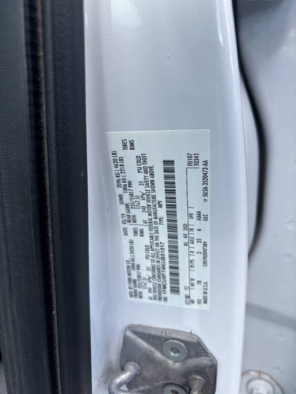 2019 Ford Escape S
