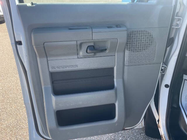 2012 Ford E-Series E-150