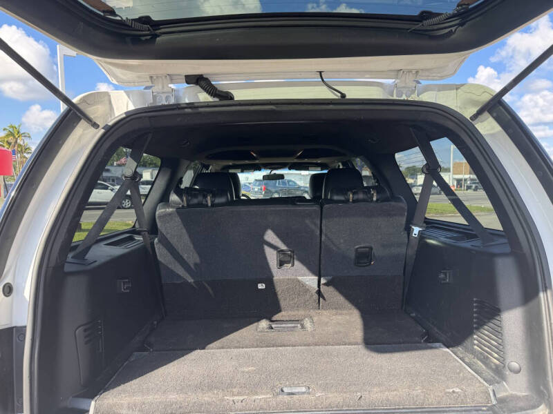 2017 Ford Expedition EL XLT