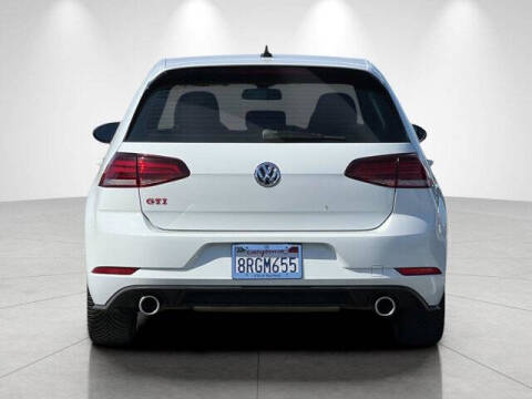 2020 Volkswagen Golf GTI S