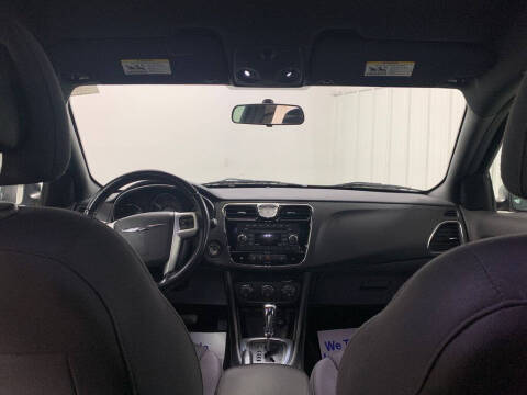 2014 Chrysler 200 Touring