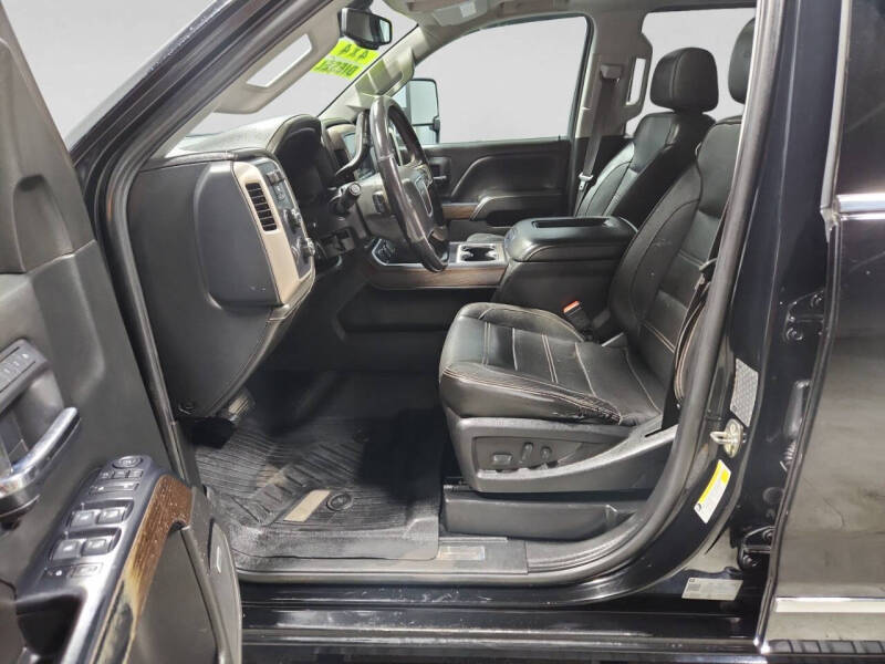 2018 GMC Sierra 3500HD Denali