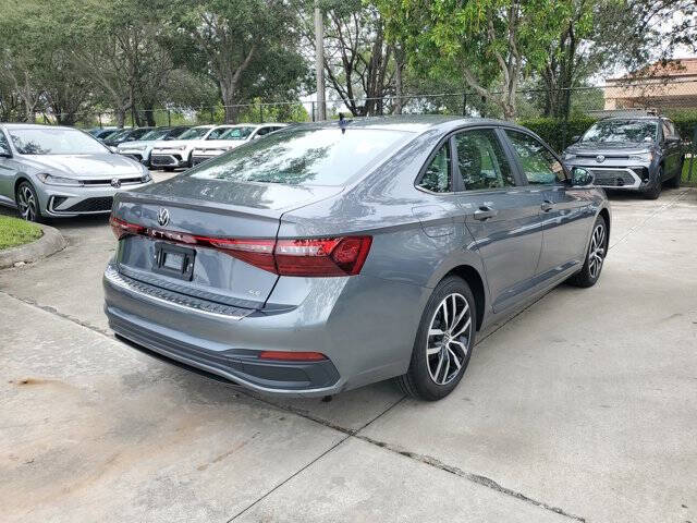 2025 Volkswagen Jetta SE