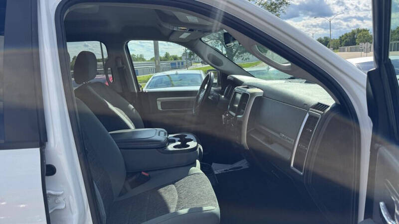 2019 RAM 1500 Classic SLT
