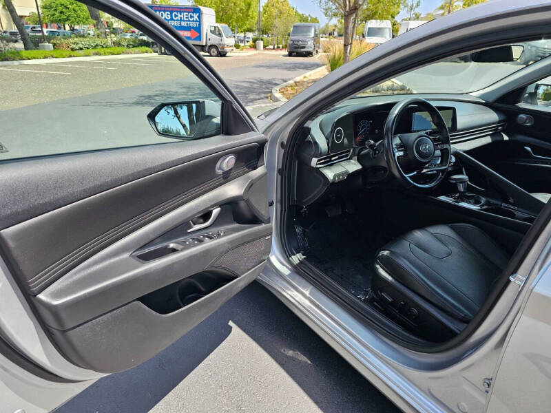 2023 Hyundai Elantra