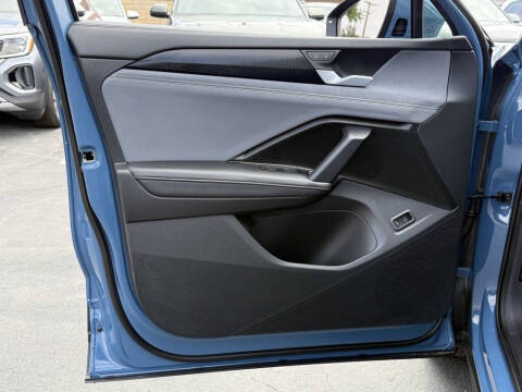 2025 Volkswagen Tiguan SE