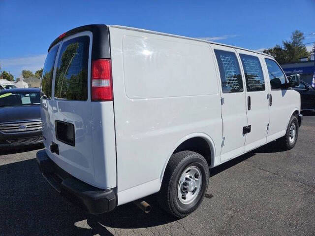 2017 Chevrolet Express 2500