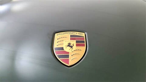 2025 Porsche Macan 4S Electric