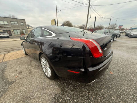 2014 Jaguar XJ