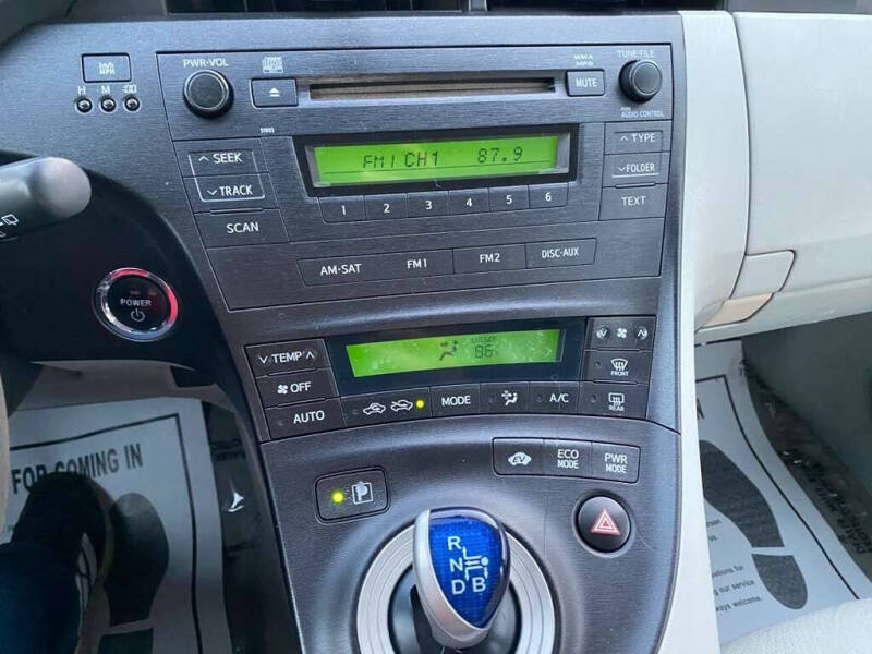 2010 Toyota Prius IV