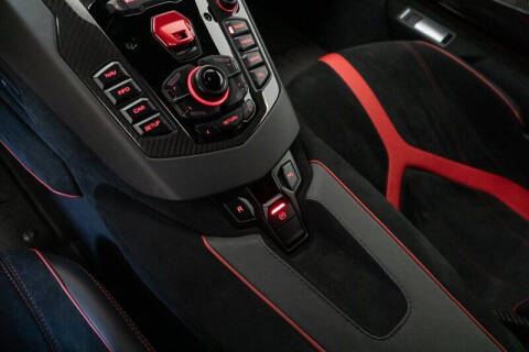 2016 Lamborghini Aventador LP 750-4 SV