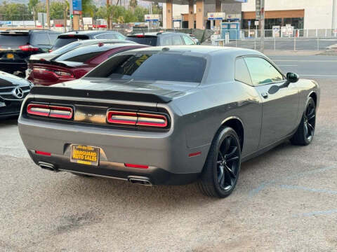 2017 Dodge Challenger SXT