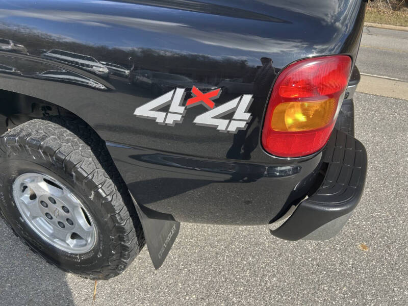 2003 Chevrolet Silverado 1500 LS