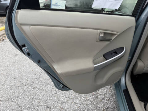 2012 Toyota Prius Two