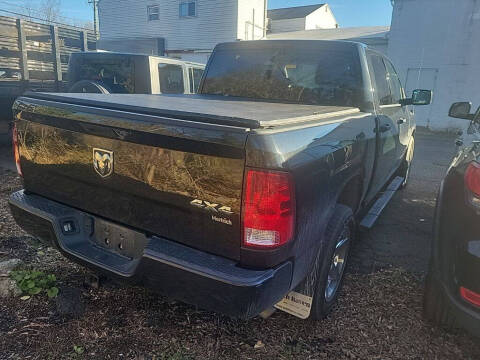 2018 RAM 1500 Express