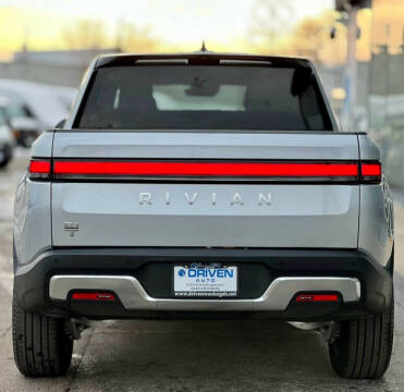 2024 Rivian R1T