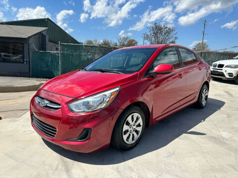 2015 Hyundai Accent for sale at Diana Rico LLC in Dalton GA