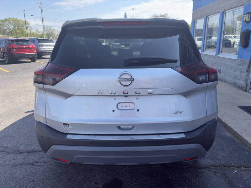 2023 Nissan Rogue SV
