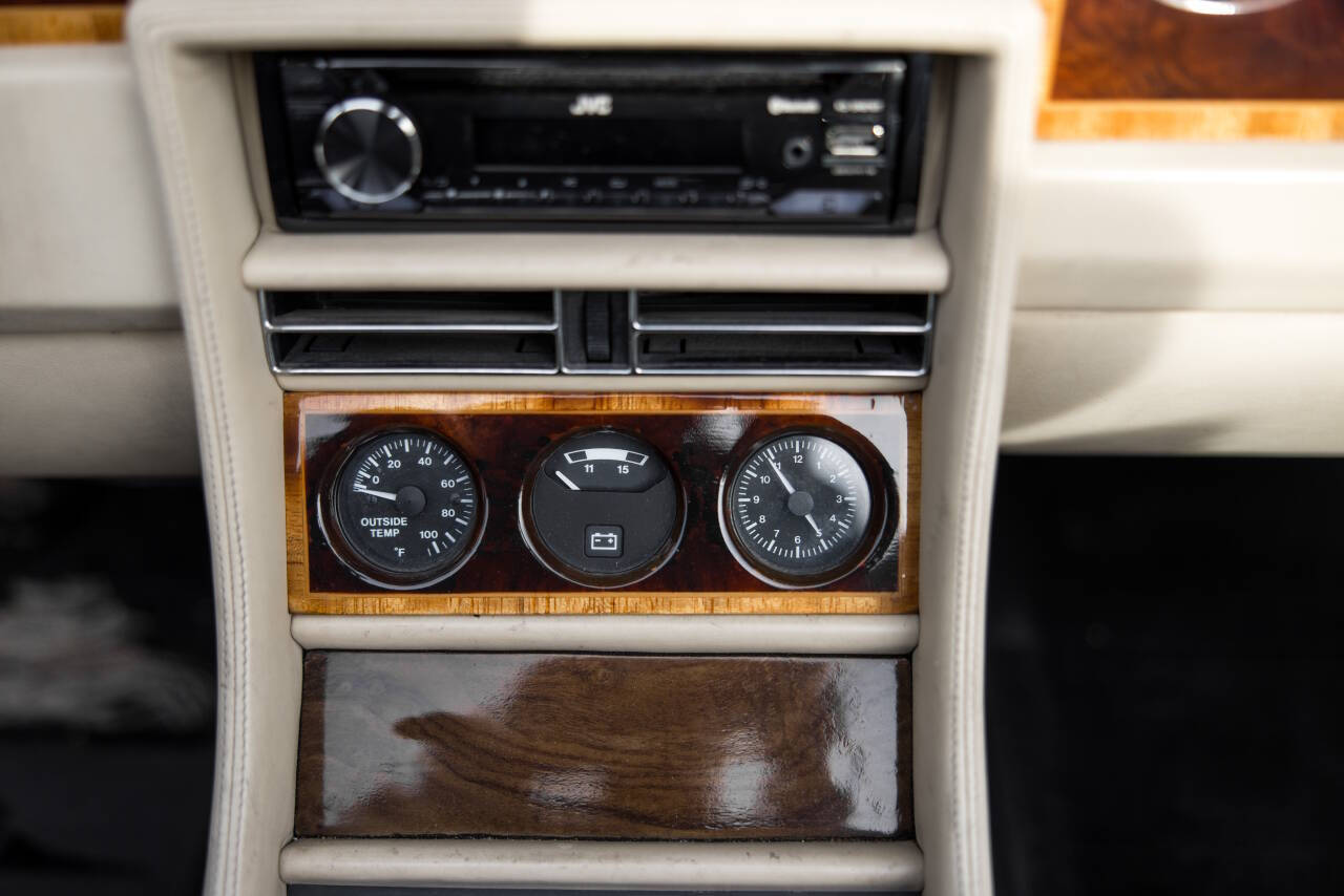 1991 Rolls-Royce Corniche 22