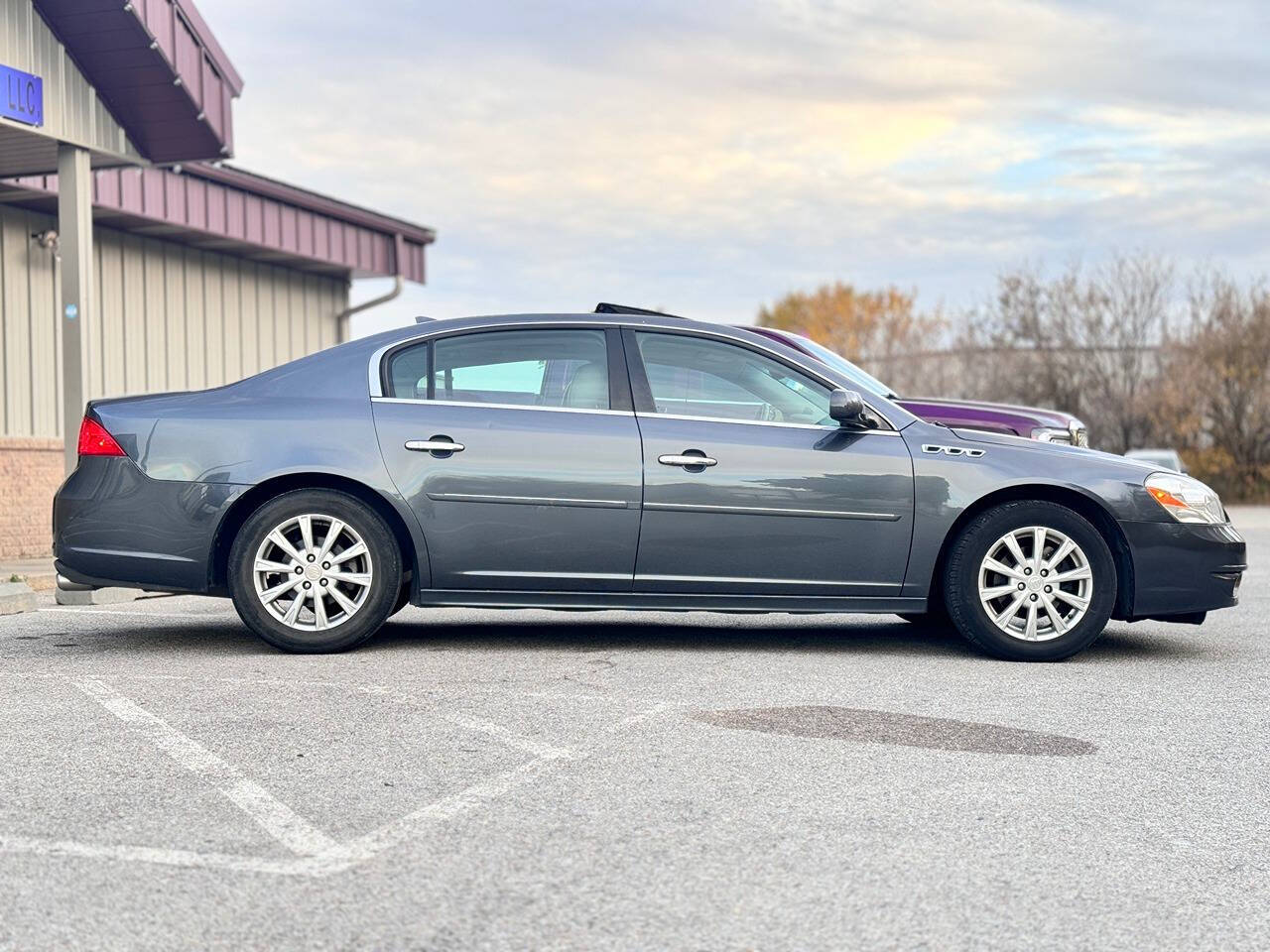 2011 Buick Lucerne for sale at Gratify Auto Sales LLC in Lincoln, NE