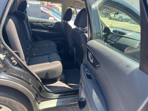 2018 Nissan Rogue S