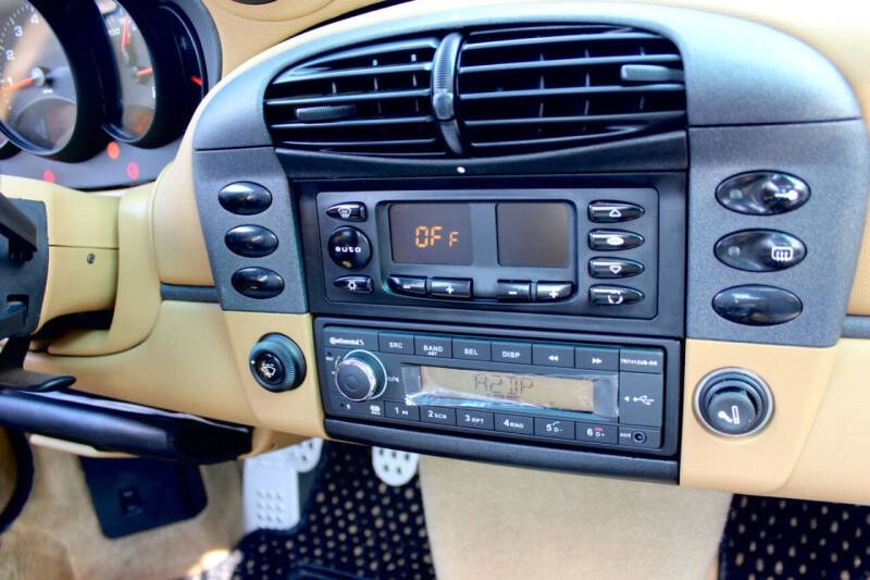 1999 Porsche 911 Carrera