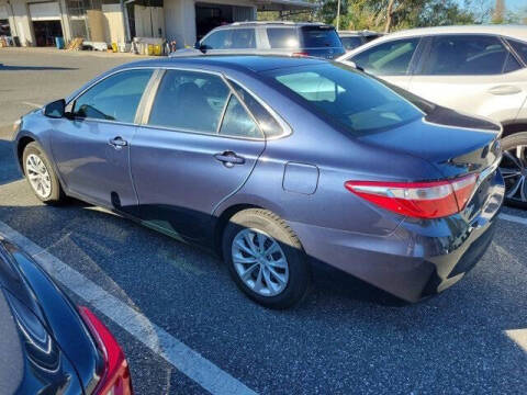 2017 Toyota Camry LE
