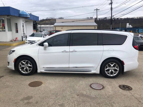 2017 Chrysler Pacifica