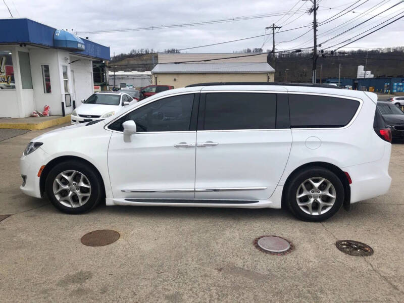 2017 Chrysler Pacifica