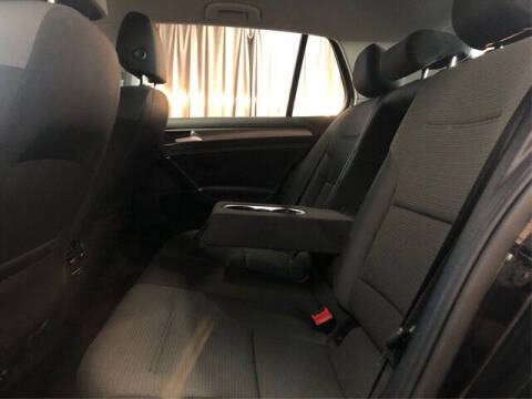 2017 Volkswagen e-Golf SE