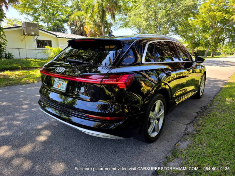 2019 Audi e-tron quattro Premium Plus
