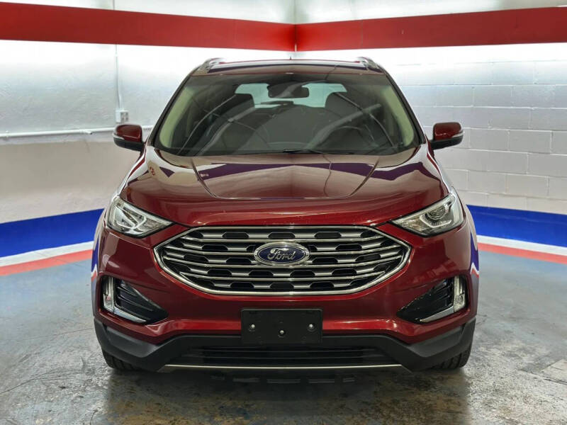 2019 Ford Edge Titanium