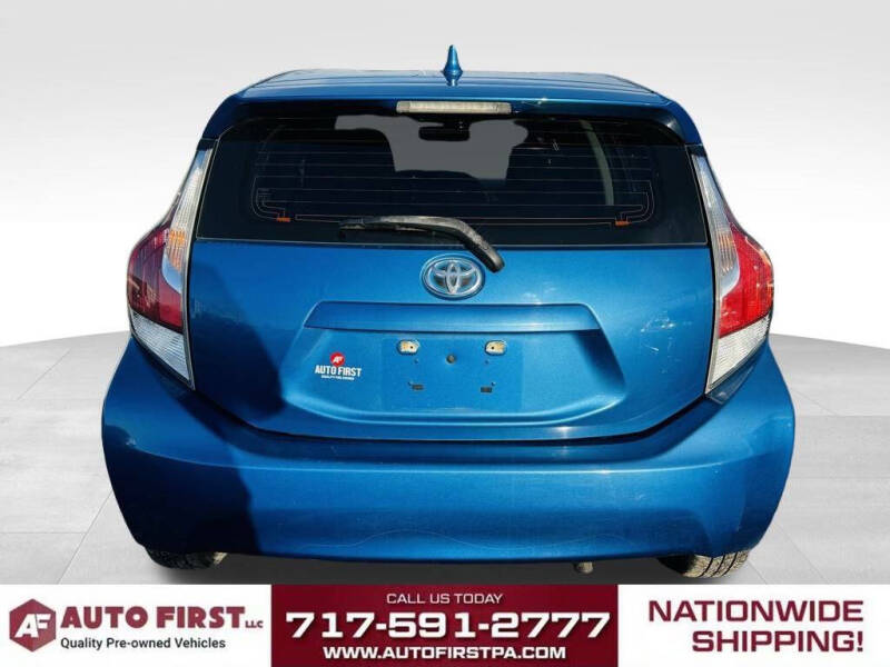 2015 Toyota Prius c Four