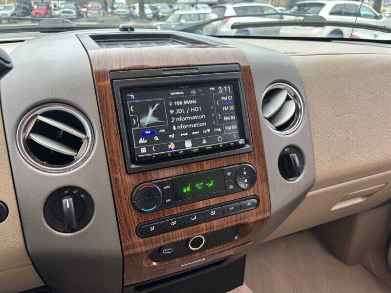 2004 Ford F-150 Lariat