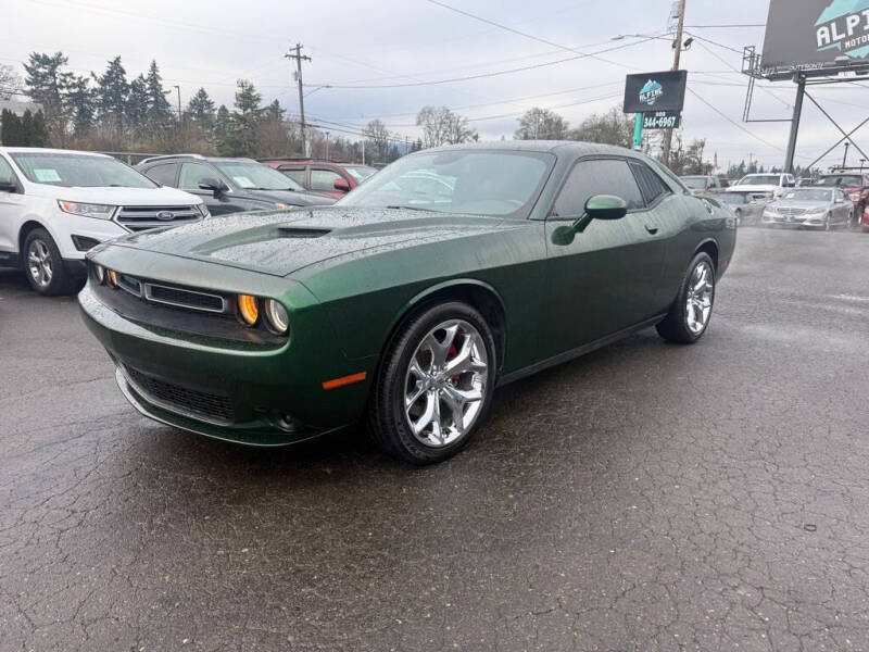 2018 Dodge Challenger SXT Plus's photo
