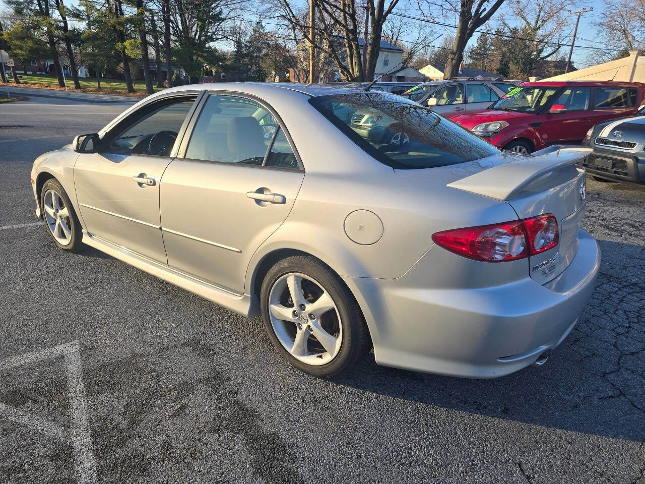 2005 Mazda Mazda6 for sale at QUEENSGATE AUTO SALES in York, PA