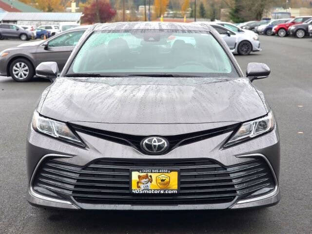 2022 Toyota Camry LE